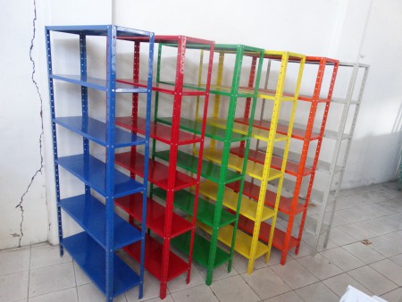 Estantes de Aço em Cores Diversas!